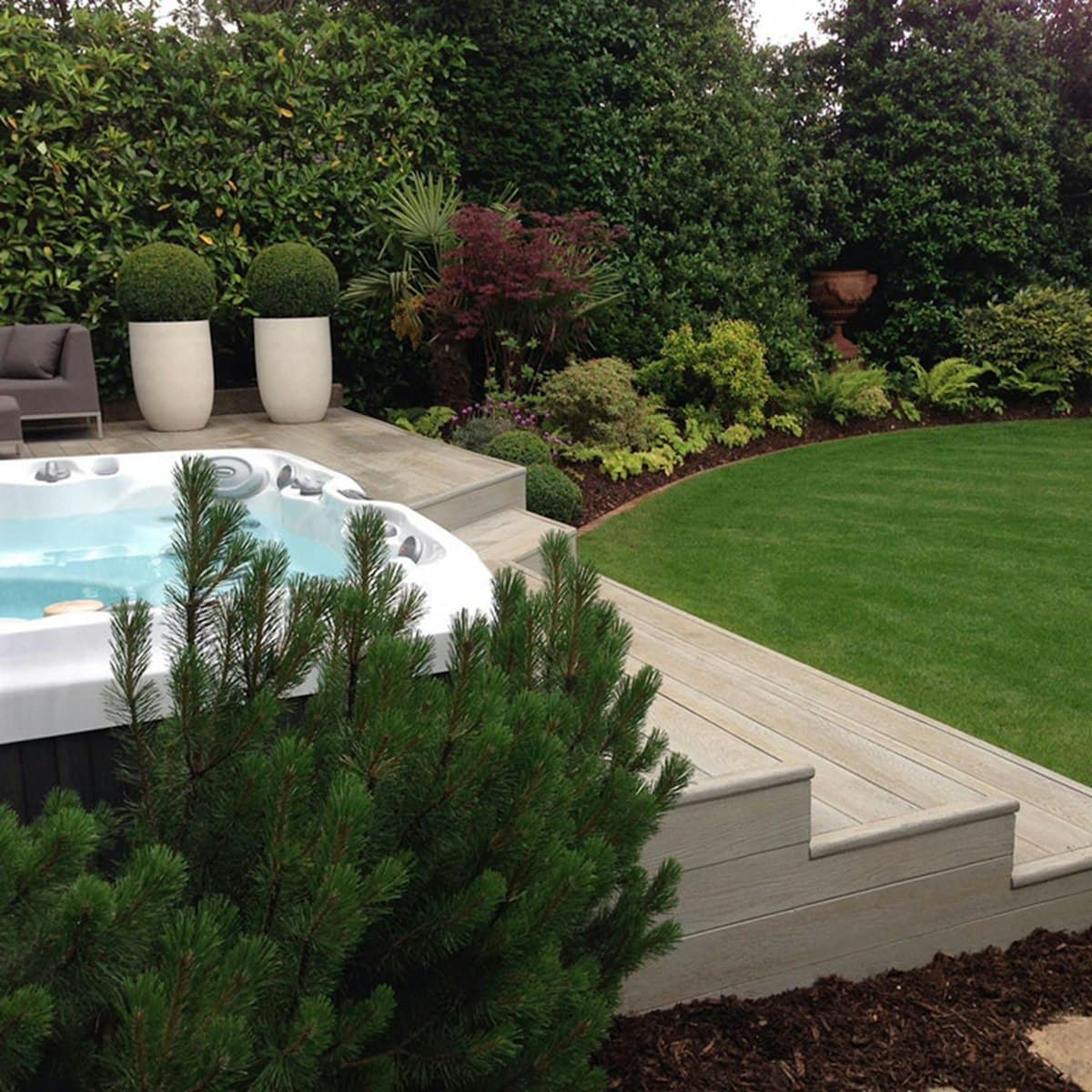 Entertaining Deck & Pergola